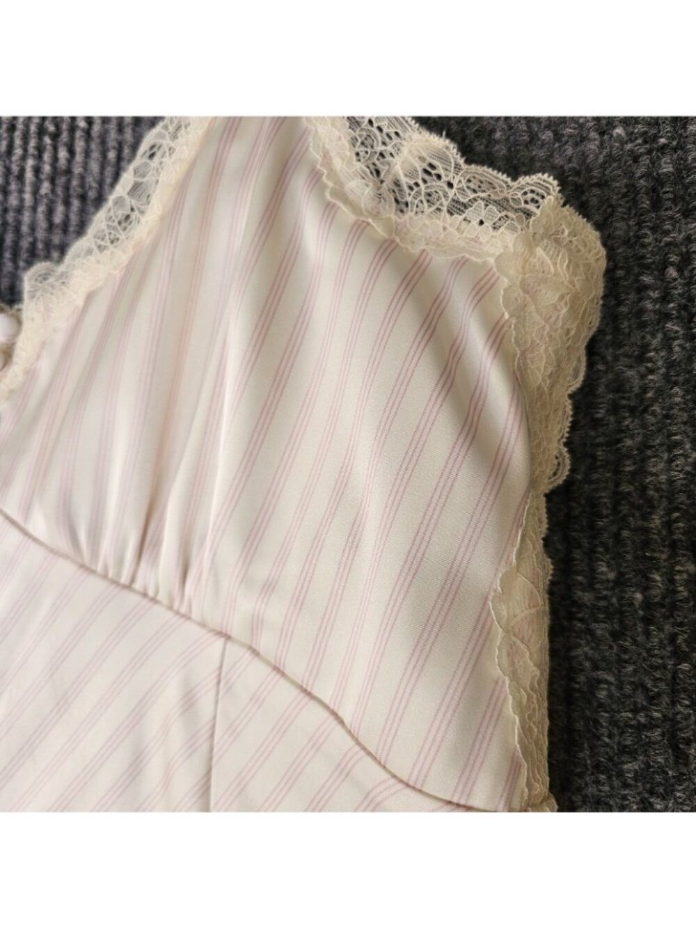 NWT $120 Abercrombie & Fitch bra free lace trim midi dress Pink Stripe sz M - Picture 3 of 8